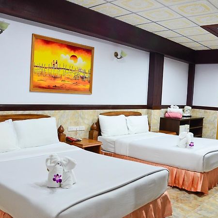 Kata Palace Phuket Eksteriør billede