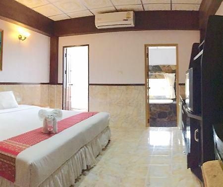 Kata Palace Phuket Eksteriør billede