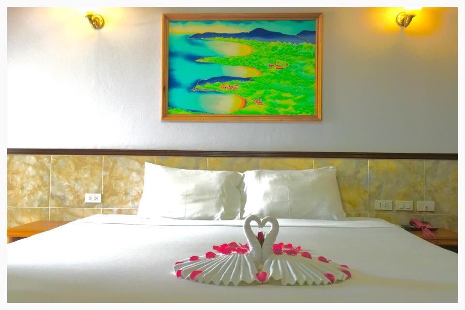 Kata Palace Phuket Eksteriør billede
